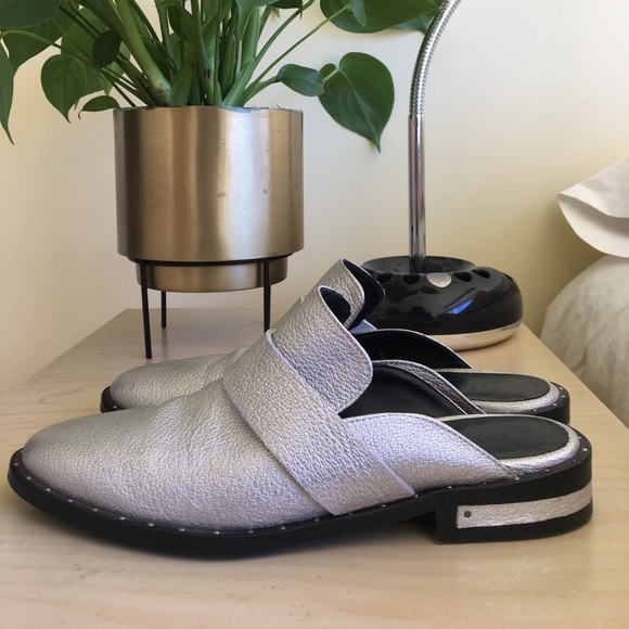 Freda Salvador Metallic Keen Mule - Picture 3 of 8